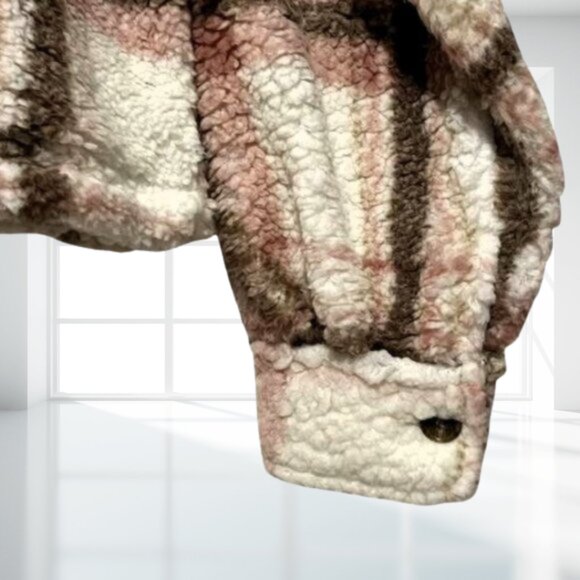NWT Cozy Plaid Sherpa Shacket Jacket Cream Pink Brown Size Large Fall Winter - Picture 8 of 12